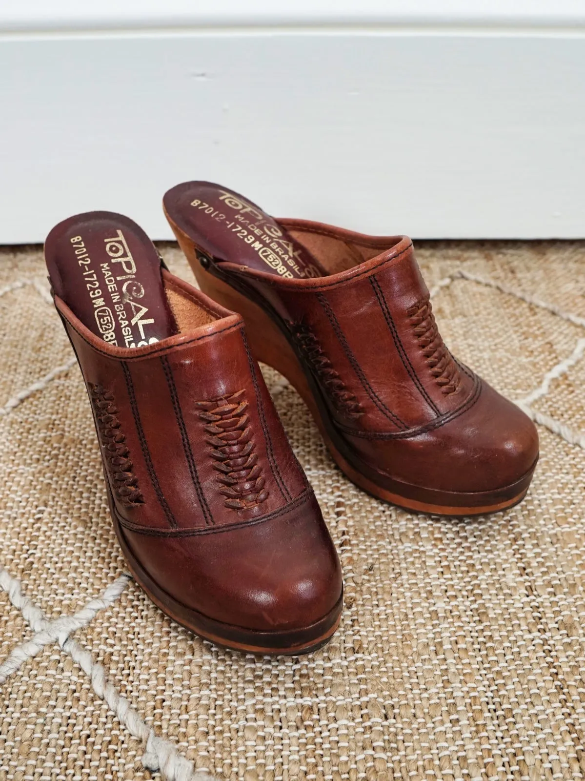 70's Cognac Braided Leather Platform Clogs | 7.5