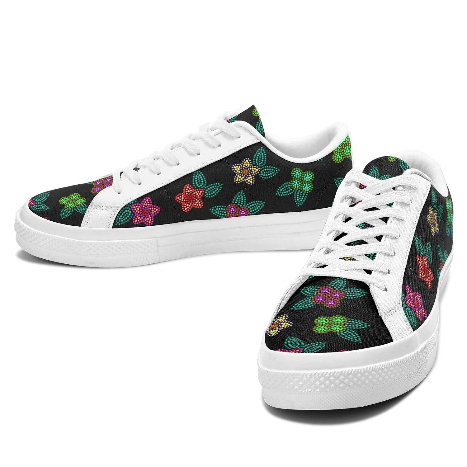 Berry Flowers Black Aapisi Low Top Canvas Shoes White Sole