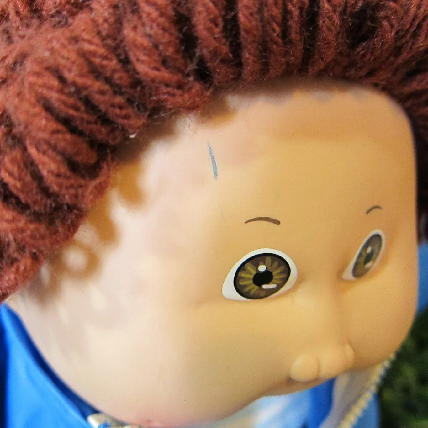 Cabbage Patch Kids Doll - Boy, Golden Brown Hair, Brown Eyes, Tooth - French Tag