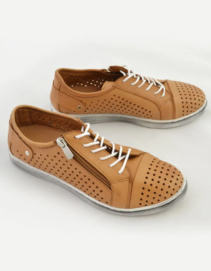 Cabello EG17 Sneaker - Tan