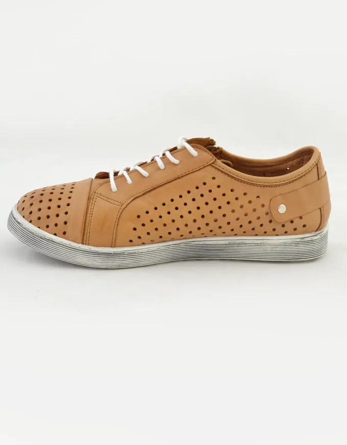 Cabello EG17 Sneaker - Tan