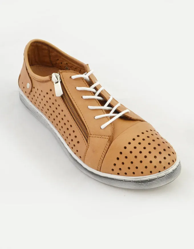 Cabello EG17 Sneaker - Tan