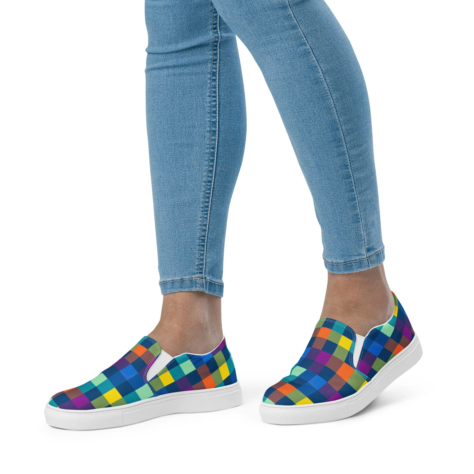 Festive Pixels Women’s slip-on canvas shoes