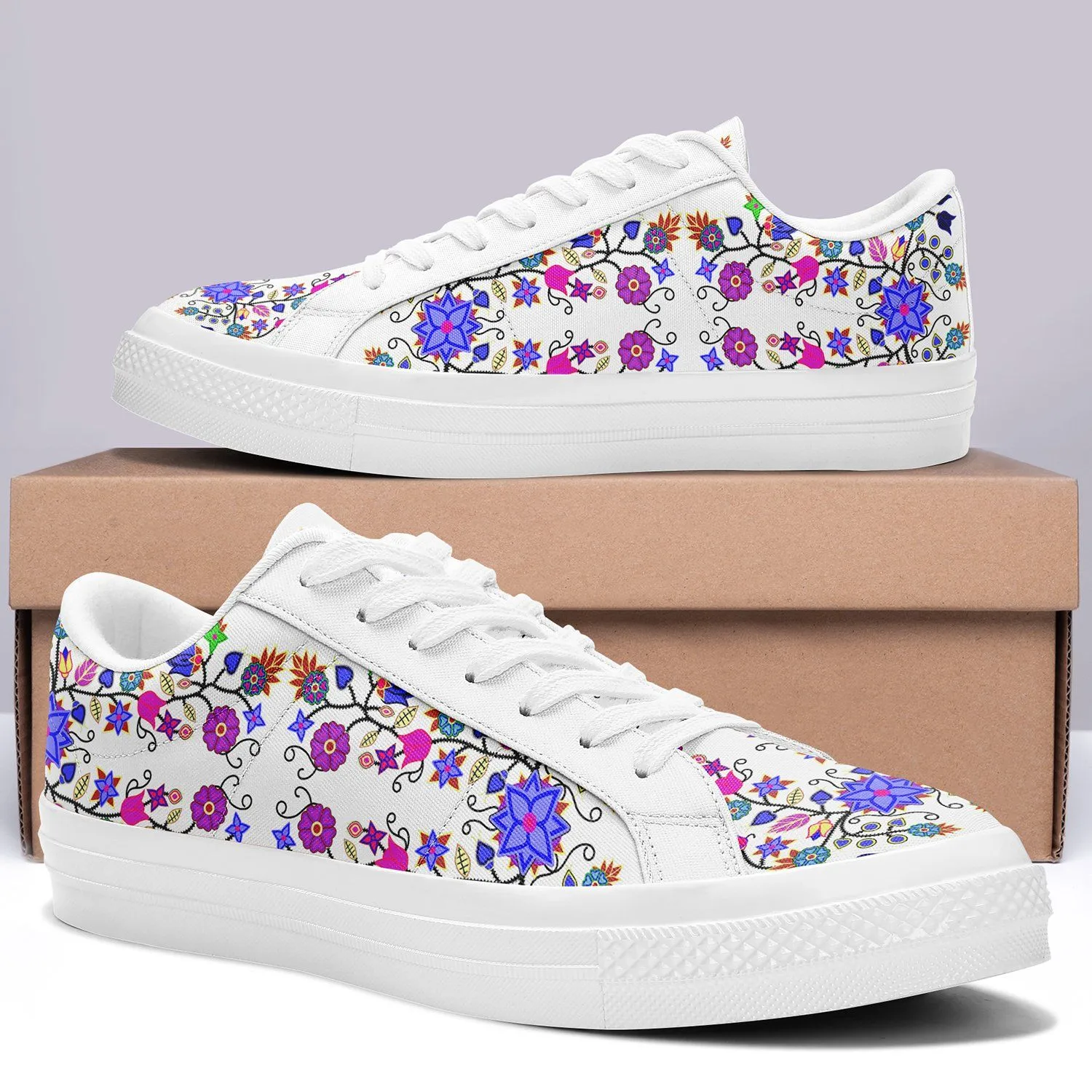 Floral Beadwork Seven Clans White Aapisi Low Top Canvas Shoes White Sole