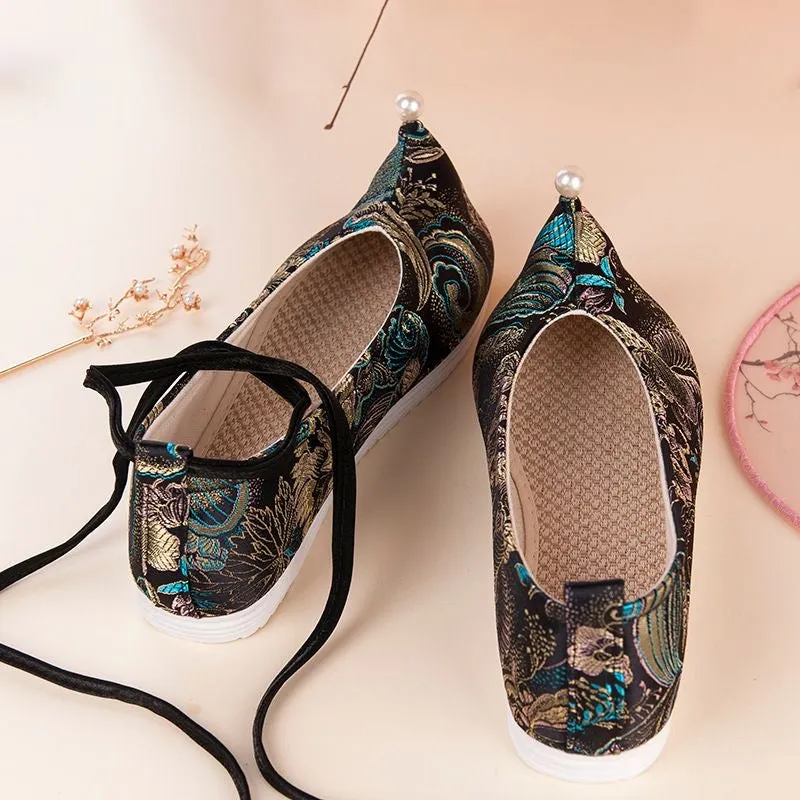 Hanfu Shoes: Iridescent Pearl