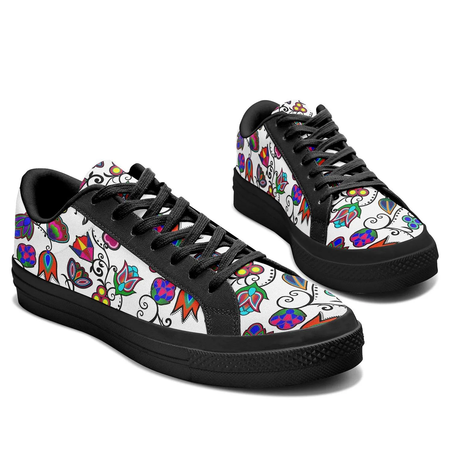 Indigenous Paisley White Aapisi Low Top Canvas Shoes Black Sole