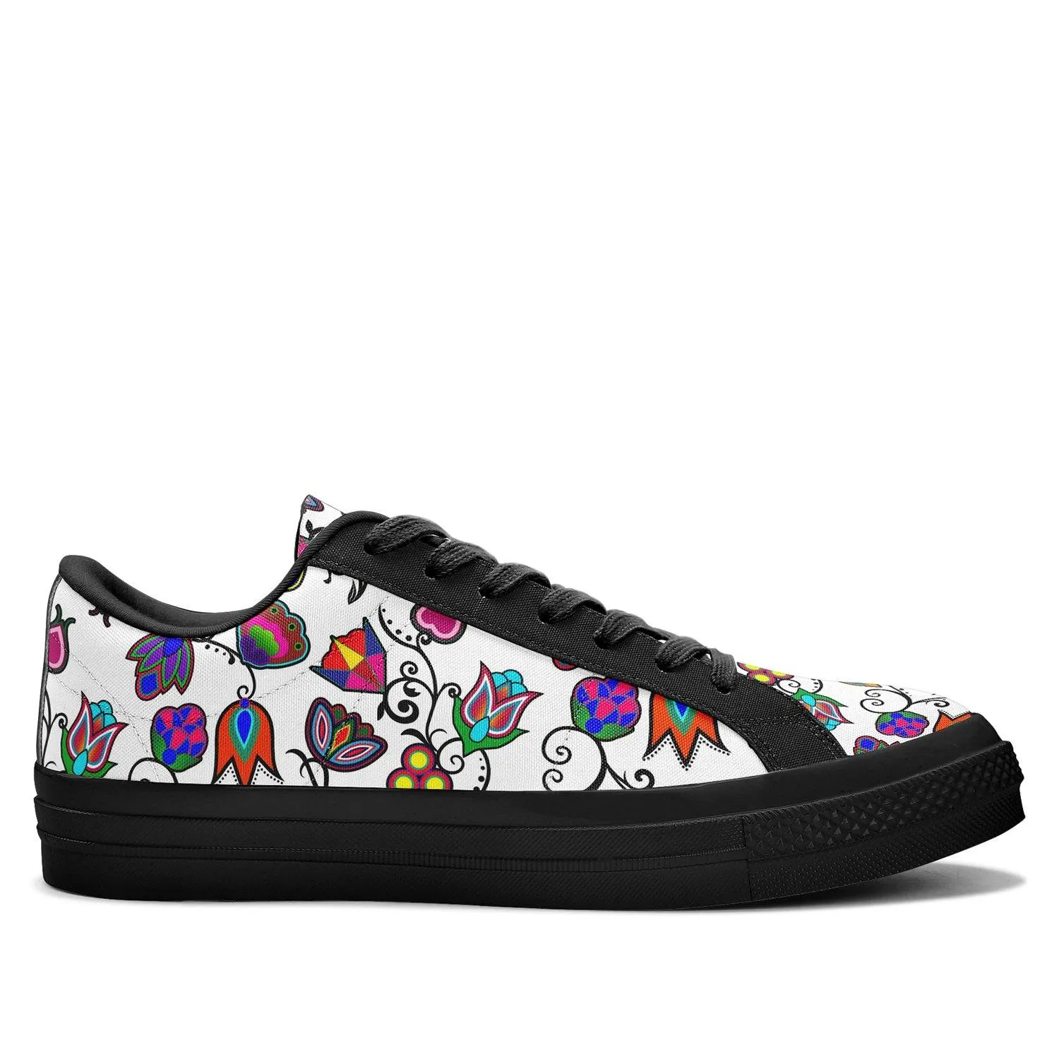 Indigenous Paisley White Aapisi Low Top Canvas Shoes Black Sole