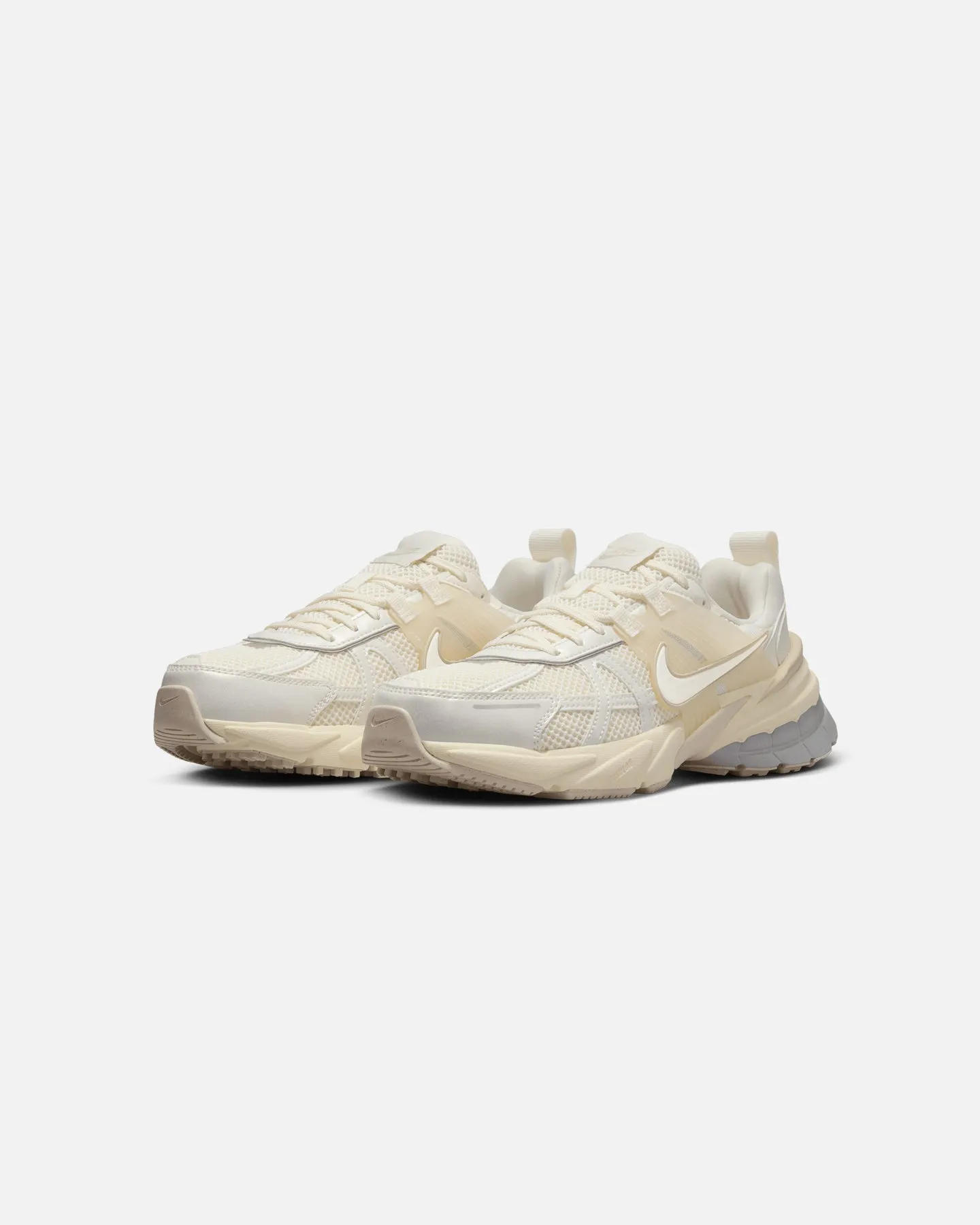 Nike Women's V2K Run Pale Ivory