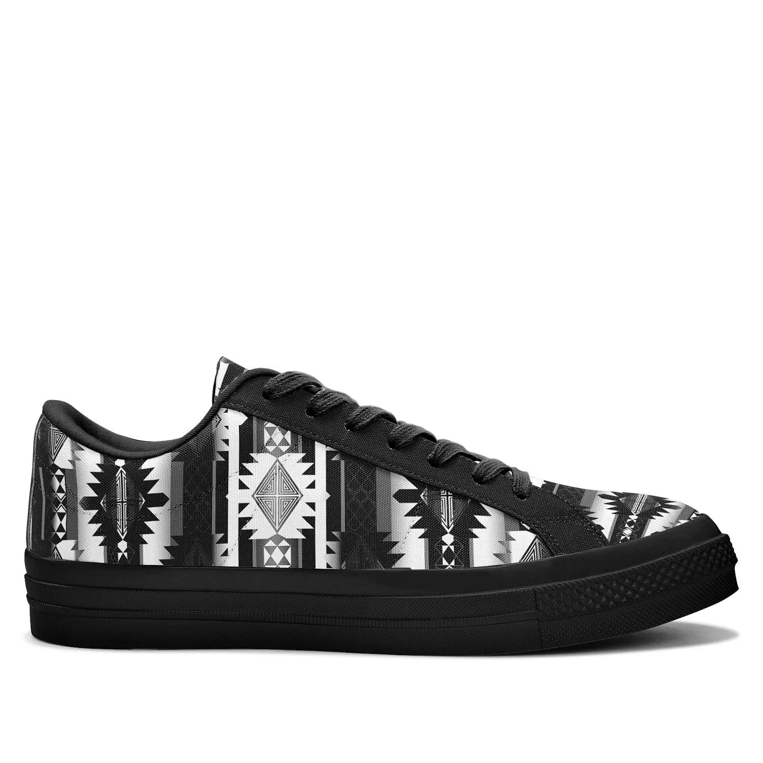 Okotoks Black and White Aapisi Low Top Canvas Shoes Black Sole