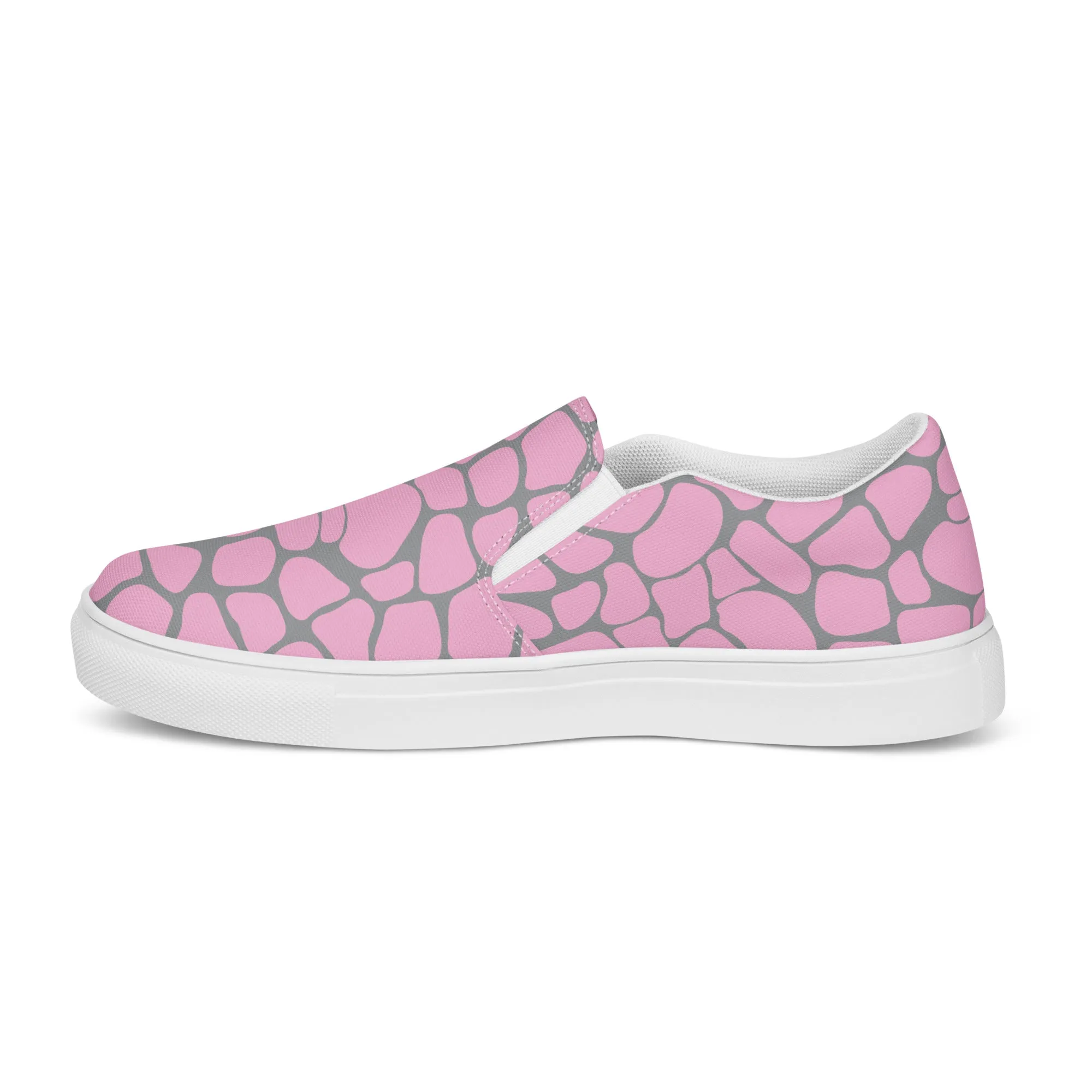 Pink & Gray Giraffe Print Women’s slip-on canvas shoes