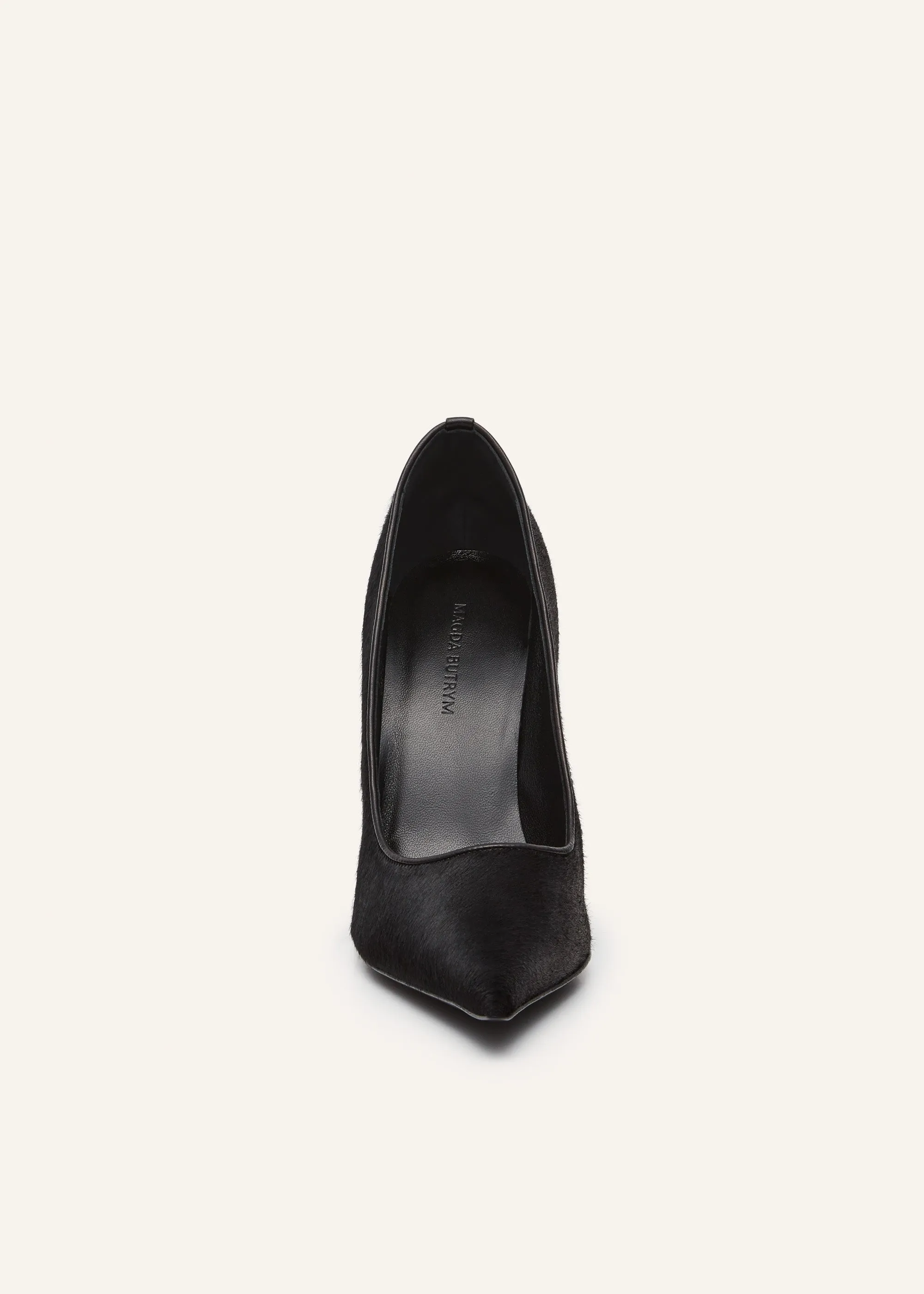 Pointed-toe pumps in black pony hair