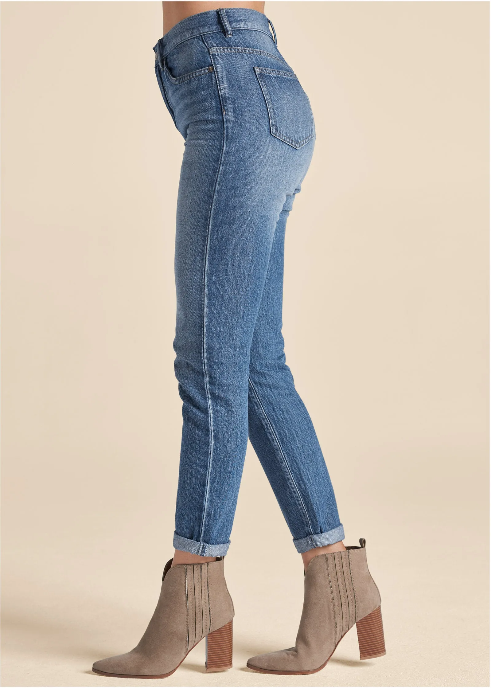 Relaxed Straight Jeans With Cuff - Medium Wash