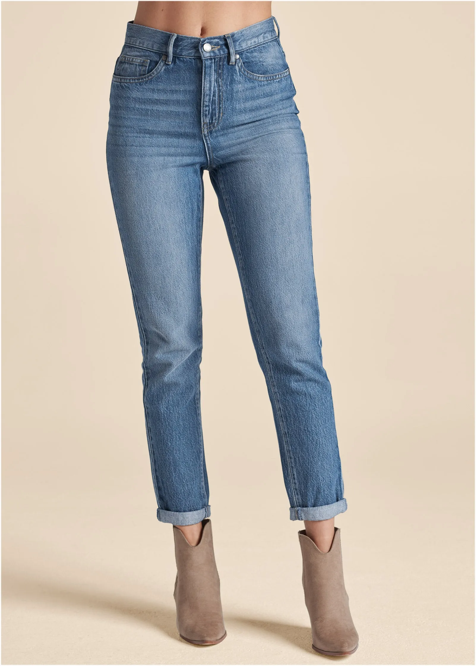 Relaxed Straight Jeans With Cuff - Medium Wash