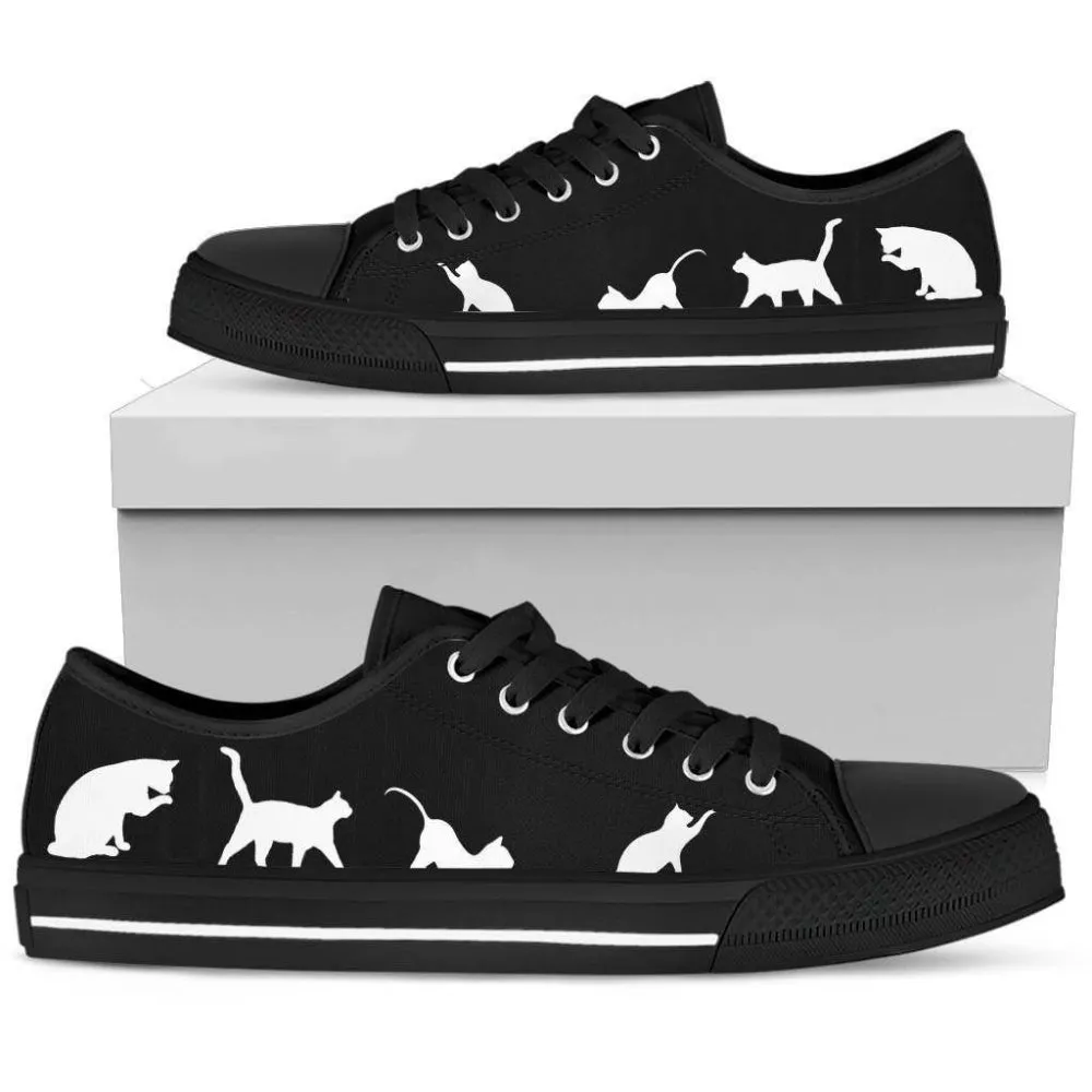 Stylish Black And White Cats Low Top Shoe For Women, Cat Canvas Shoes