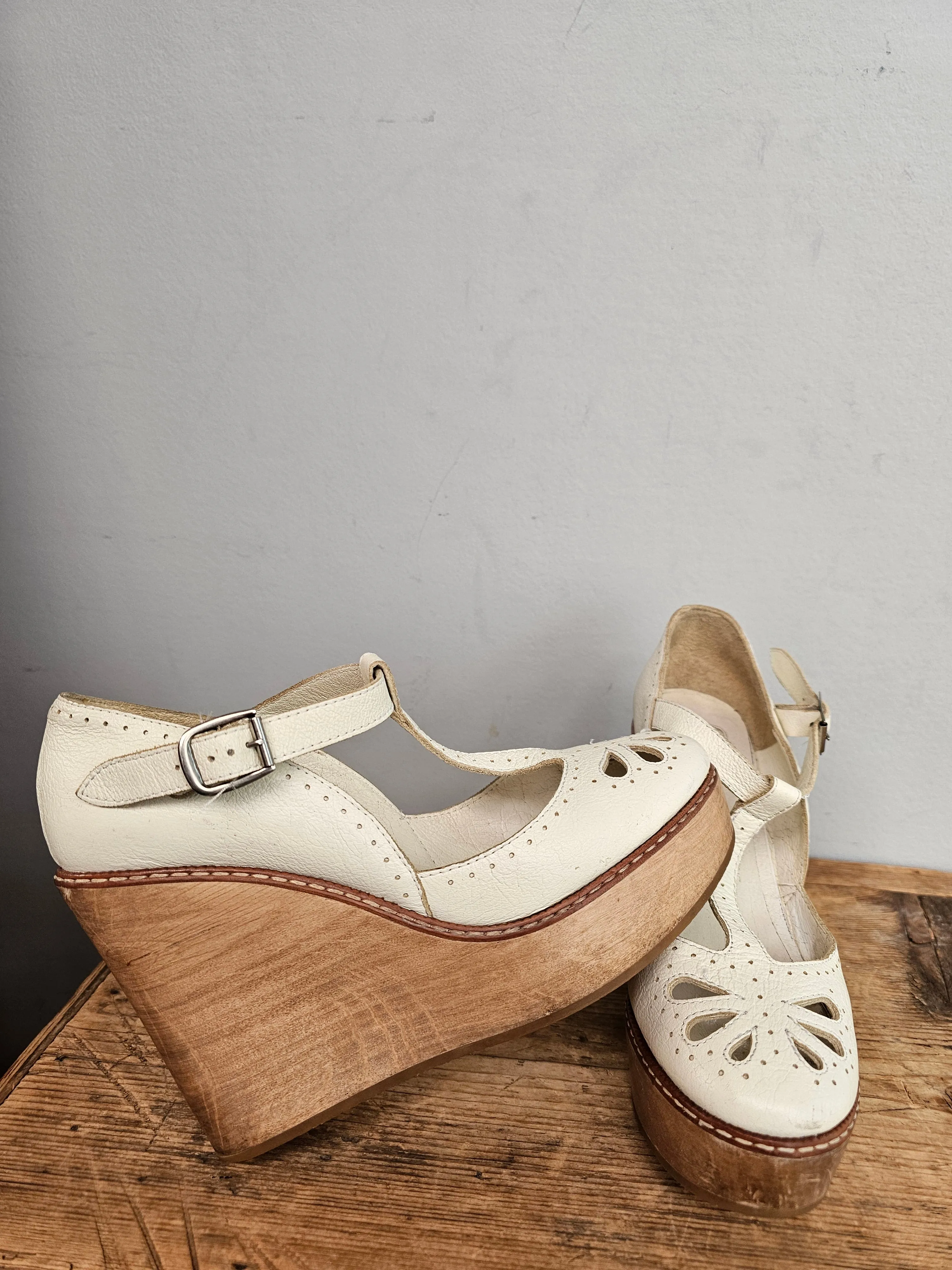 Vintage Chloe leather wooden wedges size 36 Rare!