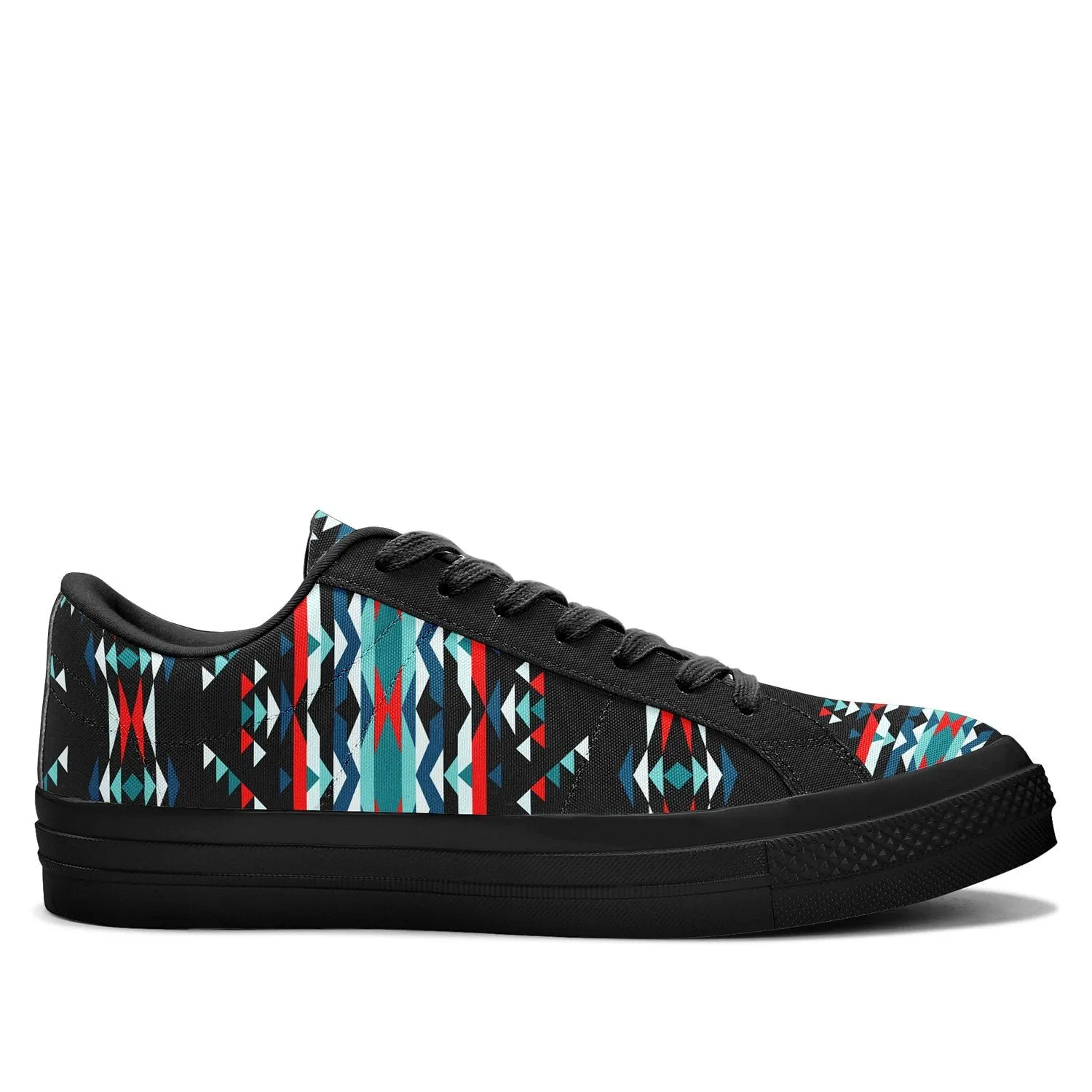 Visions of Peaceful Nights Aapisi Low Top Canvas Shoes Black Sole