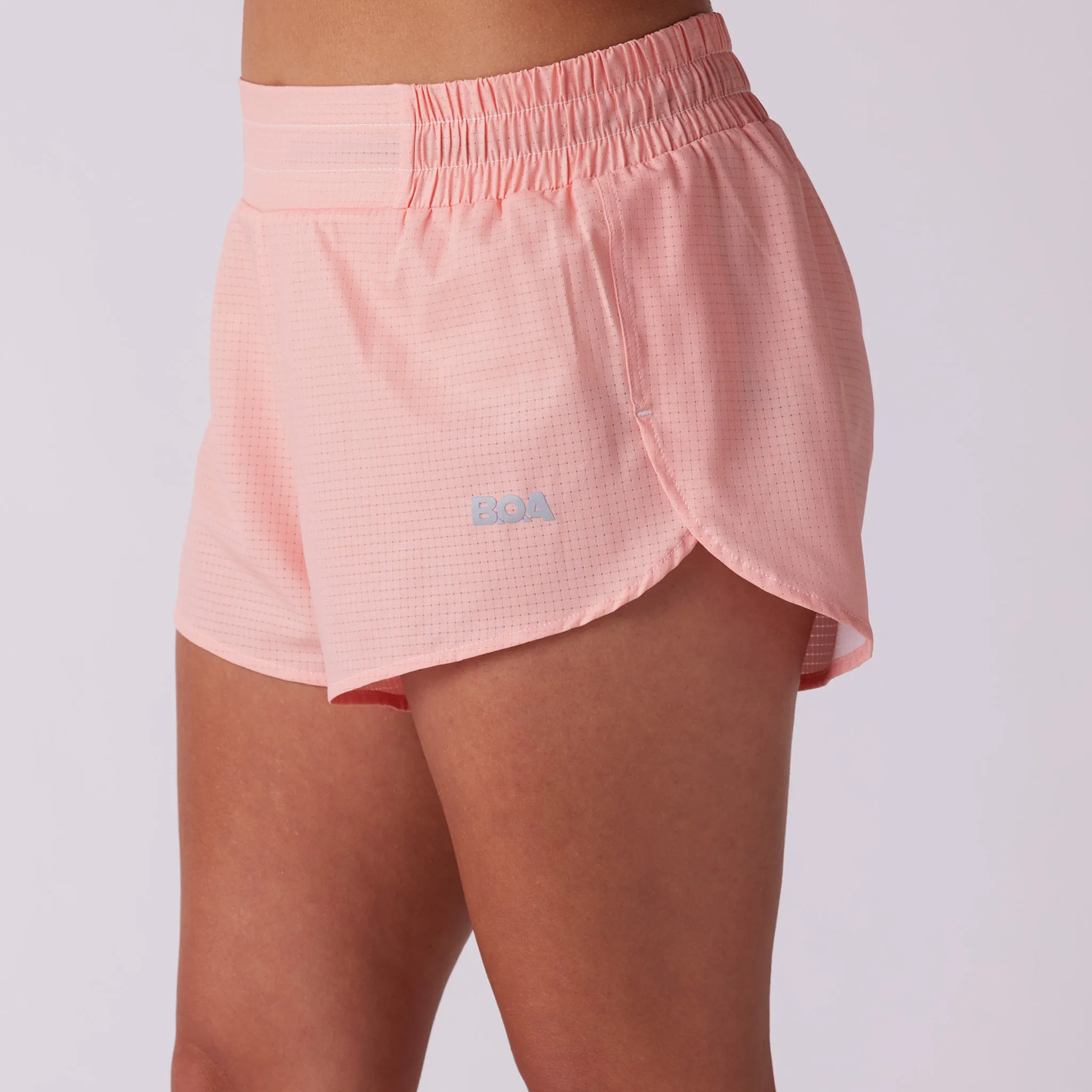 Women's Sprint 1.5" Lined Half Split Short - Buff