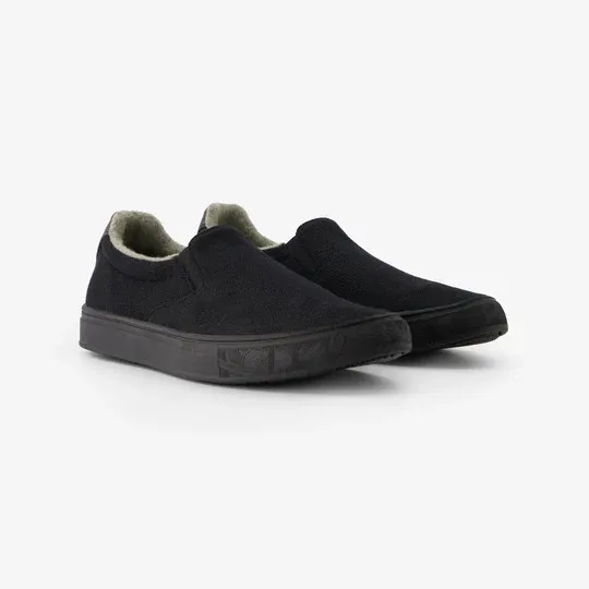 YY Nations Shoes Nimbo Bamboo Color Black Pair Of Shoes